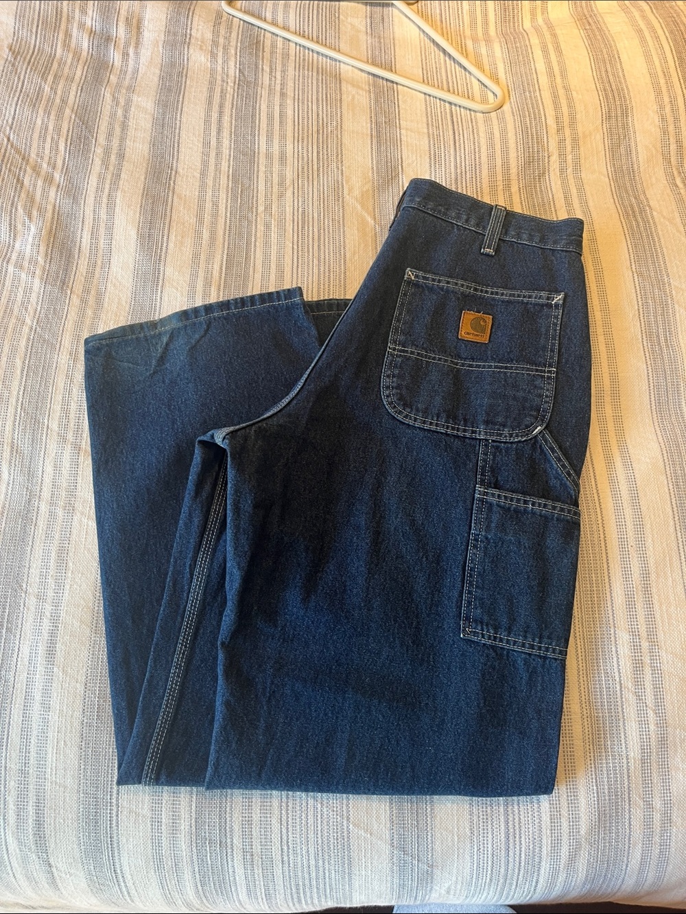 Carhartt Men’s Dark Blue Relaxed-Fit Denim cargo Jeans